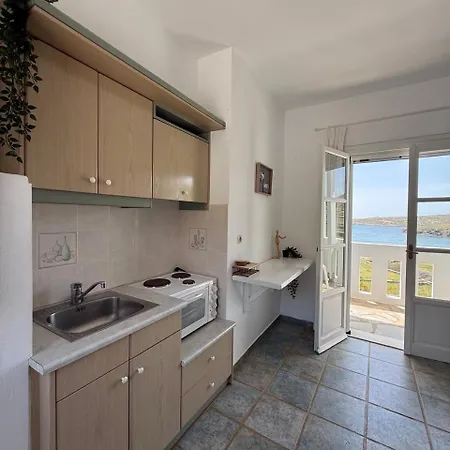 Insola * Κιόνια